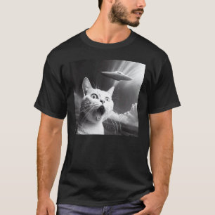 Alien-UFO-lustige Katze T-Shirt
