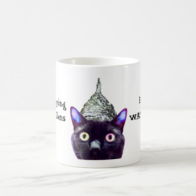 Aliens ! Tasse de club de chat noir (Centre)