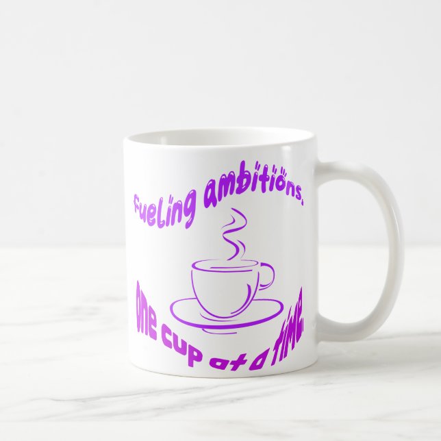 Alimenter des ambitions, une tasse à la fois. (Droite)