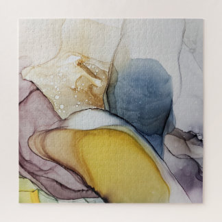 Alkoholfarbene Wirbel, gelbe Farbtöne, abstrakt.