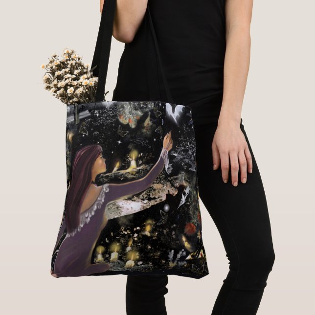 All Hallow Eve Tasche (Von Nahem)