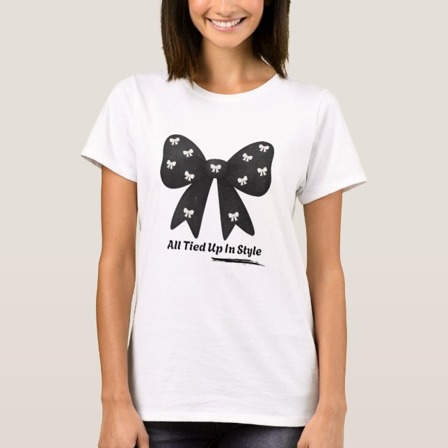 All Tied Up In Style – Chic Minimalist Bow T-Shirt (Vorderseite)