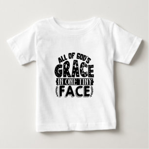 Alle Götter lieben in einem winzigen Gesicht Baby T-shirt