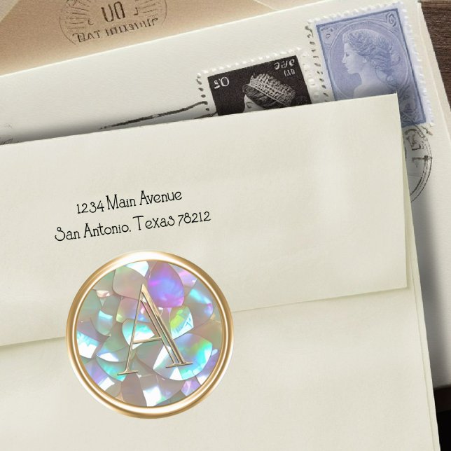 ALLE INITIALS Gold Monogram on Mother of Pearl Runder Aufkleber (Von Creator hochgeladen)