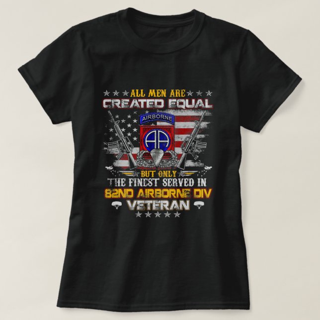 Alle Männer sind gleich 82. Im Flugzeug Division V T-Shirt (Design vorne)