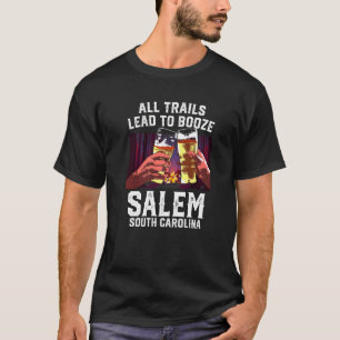 Alle Trails führen zur Stärkung des Salem Campings T-Shirt