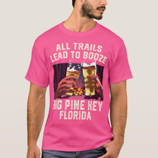 Alle Wege führen zu einer Erhöhung des Campings mi T-Shirt