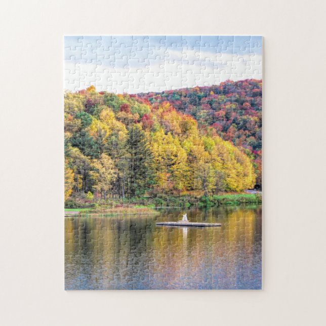 Allegano Staat Park NY Lake im Herbst (Vertikal)