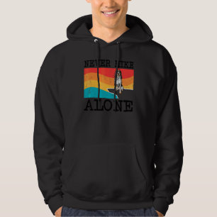 Allein wandern nie Bluetick Coonhound Grafik Wande Hoodie