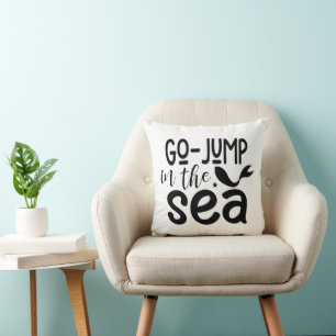 Aller sauter dans la mer Oreiller blanc noir