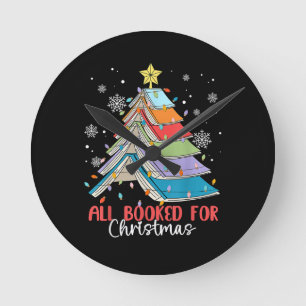 Alles gebucht für das Weihnachtsbuch Weihnachtsbau Runde Wanduhr