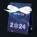 Alles Gute zum neuen Jahr 2022. Snowflakdesign Geschenkschachtel<br><div class="desc">Frohe Weihnachten und ein glückliches neues Jahr 2022 Snowflake Design Family / Hochzeit / Corporate / Business Personalisiert Gefallen | Geschenkboxen. Matching Karten und Geschenke in der Weihnachts- und Neujahrskategorie unseres Stores.</div>