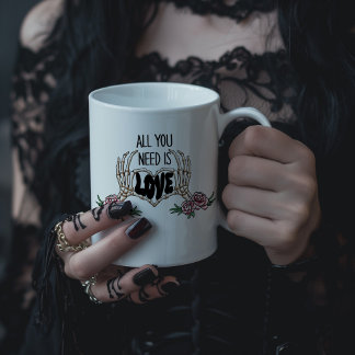 Alles was du brauchst ist Liebe Skeletthände Jumbo-Tasse