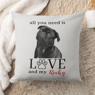 Alles was du brauchst ist Liebe und mein Hund – In Kissen