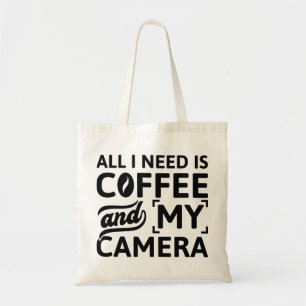 Alles, was ich brauche, ist Kaffee und meine Kamer Tragetasche