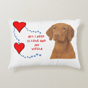 Alles was ich brauche ist Liebe & mein Vizsla – Ki Dekokissen