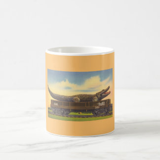 Alligator auf einem Zug Kaffeetasse