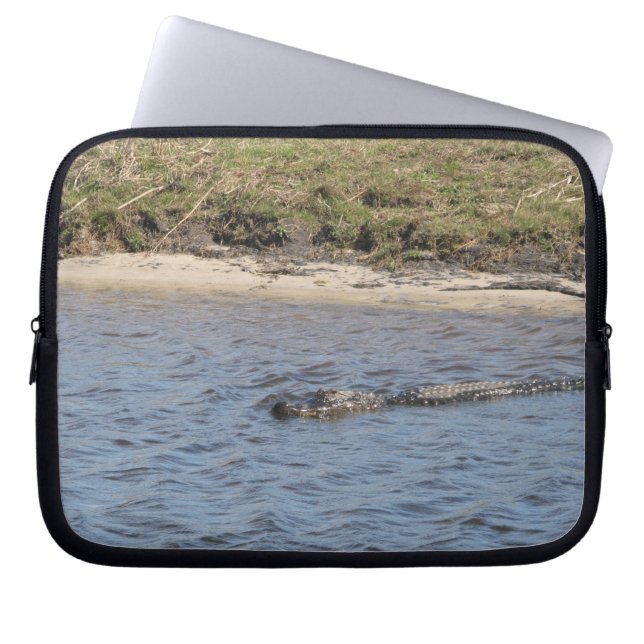 Alligator im Wasserfoto Laptopschutzhülle (Vorderseite)