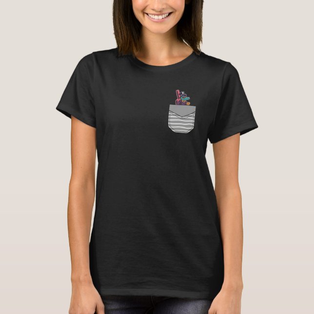 Alligator Walking Crocodile Guitar In Pocket T-Shirt (Vorderseite)