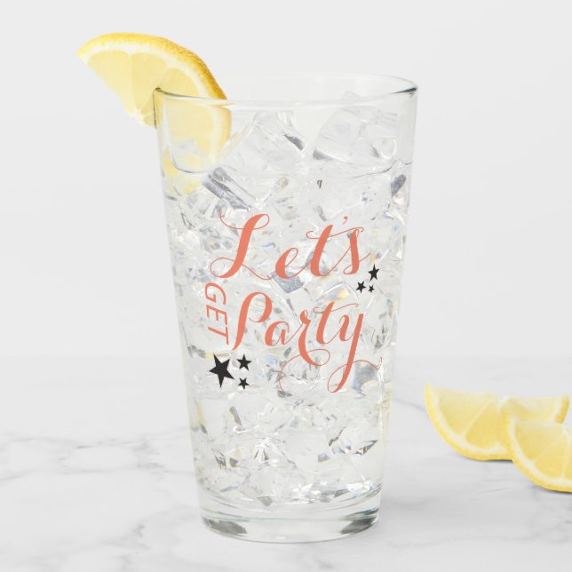 Allons faire la fête boire la coupe de verre (Devant glace)