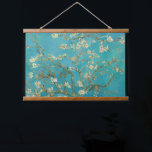 Almond Blossom, 1890 von Vincent van Gogh Wandteppich Mit Holzrahmen<br><div class="desc">Almond Blossom,  1890 von Vincent van Gogh. Blühende Bäume waren für van Gogh besonders. Sie repräsentierten Erwachen und Hoffnung. Er genoss sie ästhetisch und fand Freude beim Malen blühender Bäume.</div>