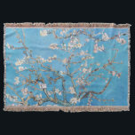 Almond Blossoms Blauer Vincent van Gogh Malerei Decke<br><div class="desc">Vincent van Gogh (Niederländisch, 1853 - 1890) Almond Blossom, 1890, Oil on Leinwand Ungerahmt: 73, 3 cm x 92, 4 cm Vincent van Gogh malte dieses Stillleben von Mandelblüten gegen einen blauen Himmel für seinen Neugeborenen, der nach ihm benannt wurde. Der Mandelbaum ist ein Symbol dieses neuen Lebens. Dieser Baum...</div>