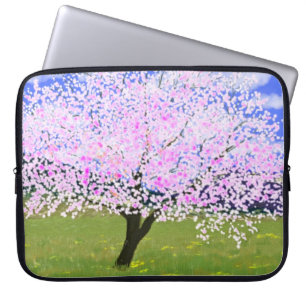 Almond in Bloom Laptopschutzhülle