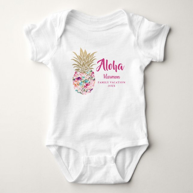 Aloha Ananas Familienurlaub in Rosa Baby Strampler (Vorderseite)