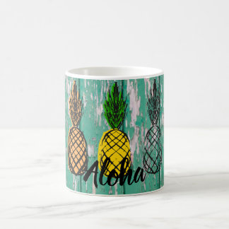 Aloha Vintageananas häuft Kaffeetasse