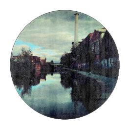 Along the canal  schneidebrett