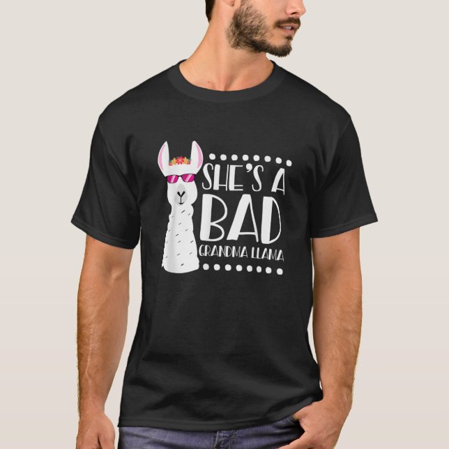 Alpaca Fan Design Funny Sie ist ein Bad Oma Llama T-Shirt (Vorderseite)