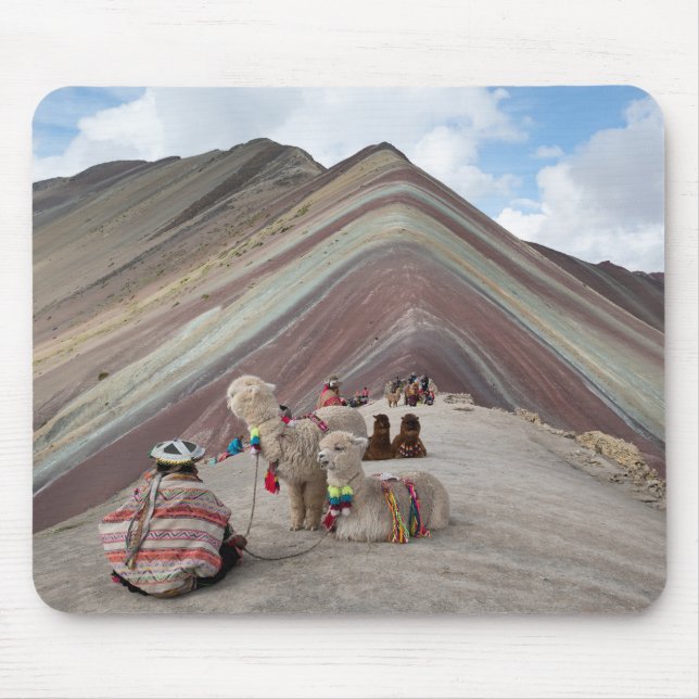 Alpaca on rainbow mountain, Peru Mousepad (Vorne)