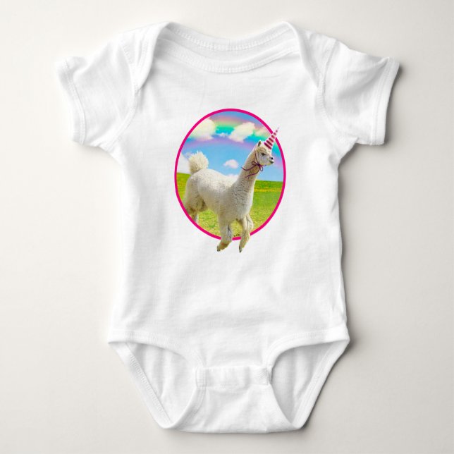 Alpaca Unicorn unter Rainbow Sky Baby Strampler (Vorderseite)