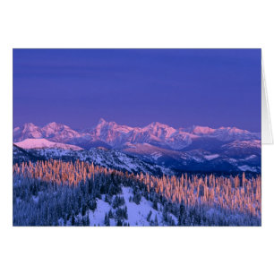 Alpenglow trifft die Gipfel des Gletschers
