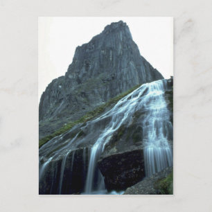 Alpenwasserfall im Logan Mountains, NWT, Cana Postkarte