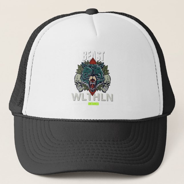 Alpha Beast _ Untamed Wolf Streetwear Fearless  Truckerkappe (Vorderseite)