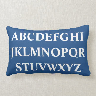 ALPHABET BLANC PERSONNALISÉ sur coussin BLEU