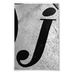 Alphabet-Buchstabe-Fotografie J1 Schwarzweiss-4x6 Fotodruck