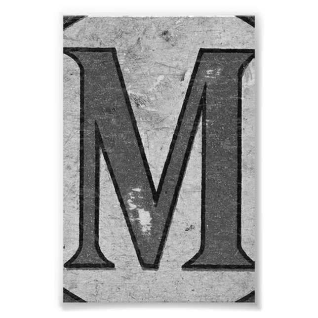 Alphabet Letter Fotografy M3 Black and White 4x6 Fotodruck (Vorne)