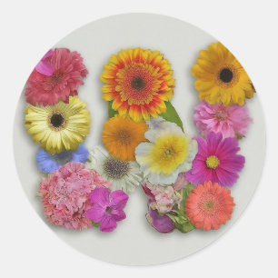 Alphabet W in Blume Runder Aufkleber