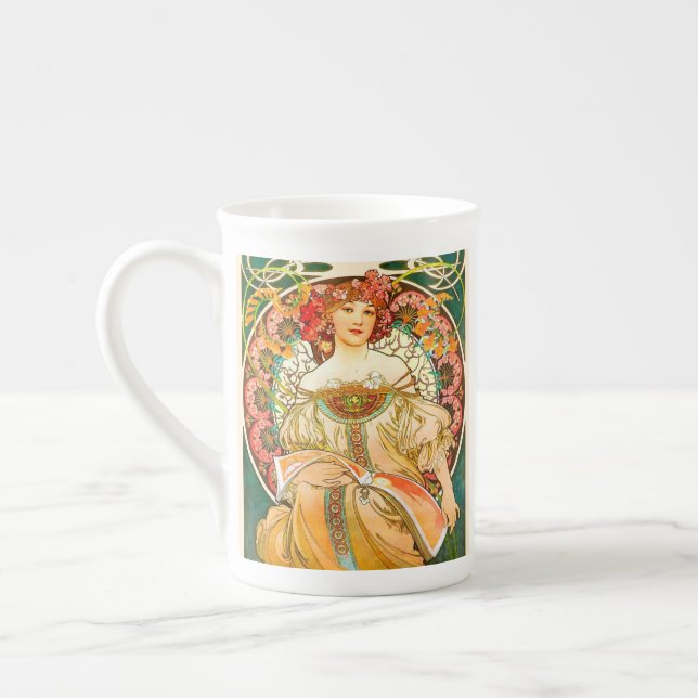 Alphonse Mucha Art Nouveau Daydream Prozellantasse (Links)