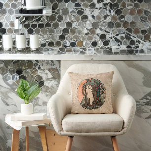 Alphonse Mucha Vintage Frau mit grüner Haube Kissen