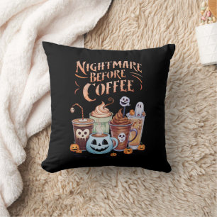 Alptraum vor Kaffee-Kürbis-Gewürz-Halloween Kissen