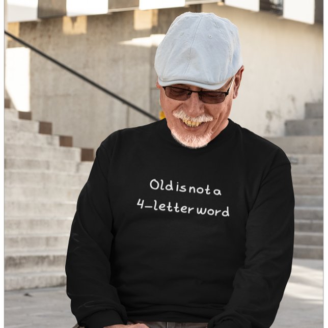 Alt ist keine 4-Buchstaben-Word-Schrift Tri-Blend Shirt (Von Creator hochgeladen)