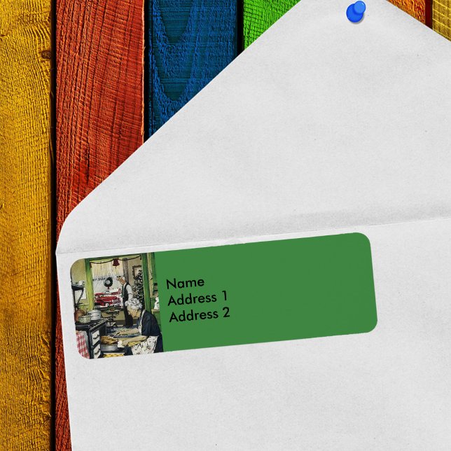 Alt modische Vintage Zuhause Weihnachten (Old fashioned Holiday dinner in Grandmas kitchen on green return address labels.)