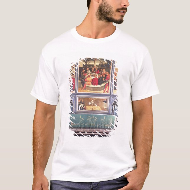 Altar mit einem darstellenden Triptychon T-Shirt (Vorderseite)