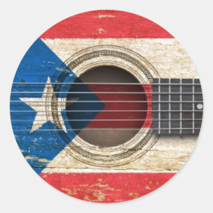 Alte Akustikgitarre mit Puerto Rico Flag Runder Aufkleber