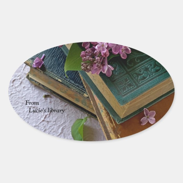 Alte Bücher und Lila Ovaler Aufkleber (Vorderseite)