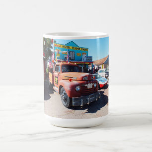 Alte Fahrzeuge bei Seligman, Weg 66 Kaffeetasse