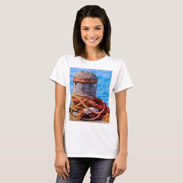 Alte Festungsbollard T-Shirt (Vorne ganz)